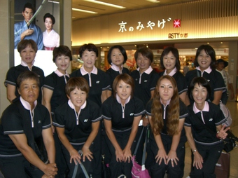 勢ぞろい代表選手(242KB) 勢ぞろい代表選手(242KB)