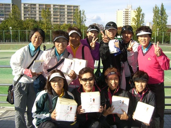 トリプルブロック入賞の皆さん(253KB) トリプルブロック入賞の皆さん(253KB)