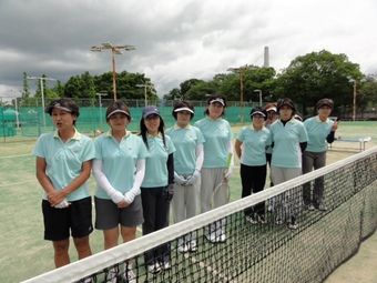 後ろは?誰?(132KB) 後ろは?誰?(132KB)