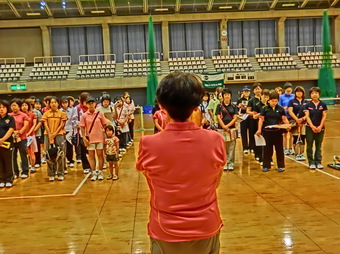 開会式の風景(6KB)