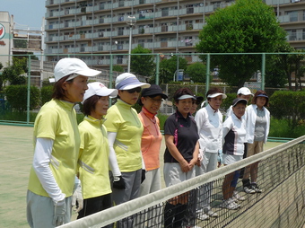 笑顔であいさつ(292KB) 笑顔であいさつ(292KB)