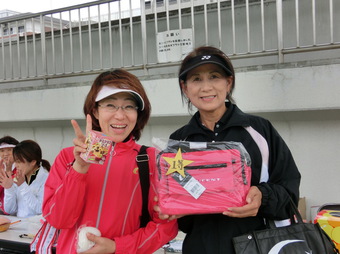 お楽しみ抽選大当たり！(123KB)