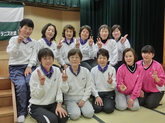 洛西＆クレインズ＆ミッキーママ(124KB)