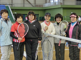 記念親睦大会(140KB) 記念親睦大会(140KB)