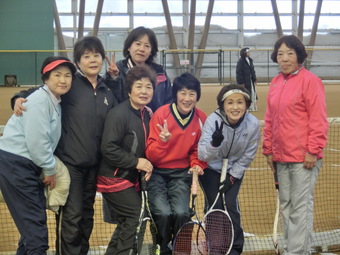 記念親睦大会(113KB) 記念親睦大会(113KB)