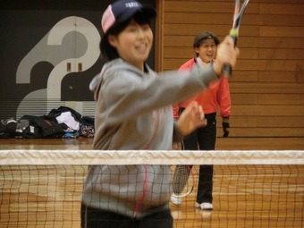 ボレーも笑顔も素敵(88KB) ボレーも笑顔も素敵(88KB)