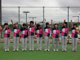 シニアレディース決勝大会結団式(111KB) シニアレディース決勝大会結団式(111KB)