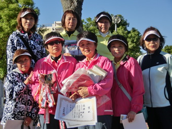 あやめ入賞の皆さん(135KB)