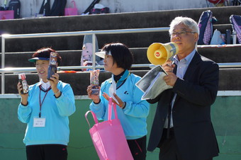 大会スナップ(90KB)