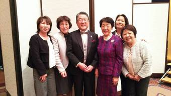 司会の徳光さんと(38KB)