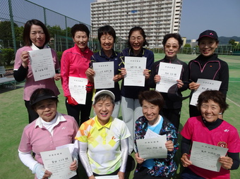 シニア代表の皆さん(190KB) シニア代表の皆さん(190KB)