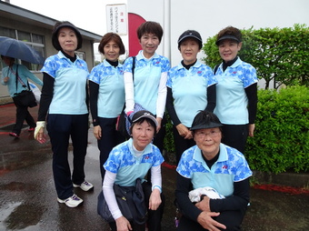 本線出場シニアチーム(188KB) 本線出場シニアチーム(188KB)