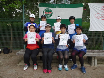 ばら入賞の皆さん(195KB) ばら入賞の皆さん(195KB)