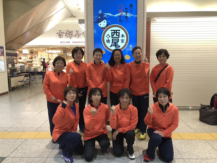 全日本レディース決勝大会シニア代表チーム出発 全日本レディース決勝大会シニア代表チーム出発