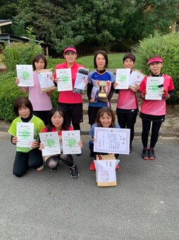 ２部入賞の皆さん(148KB)