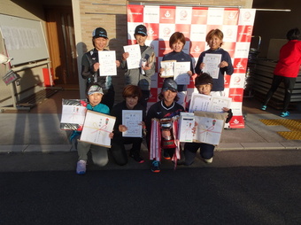 ゆりブロック入賞の皆さん(158KB) ゆりブロック入賞の皆さん(158KB)