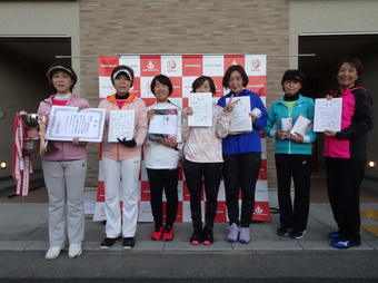 あやめ入賞の皆さん(151KB) あやめ入賞の皆さん(151KB)