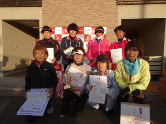 さつき入賞の皆さん(154KB) さつき入賞の皆さん(154KB)