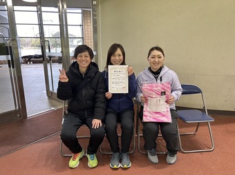 トリプル入賞チーム(134KB) トリプル入賞チーム(134KB)